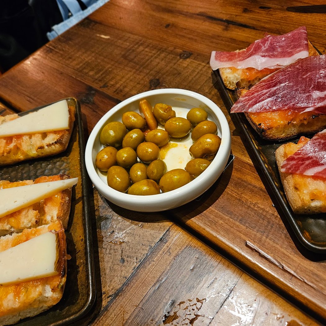 Ibéricos Taverne à Tapas Espagnoles 3
